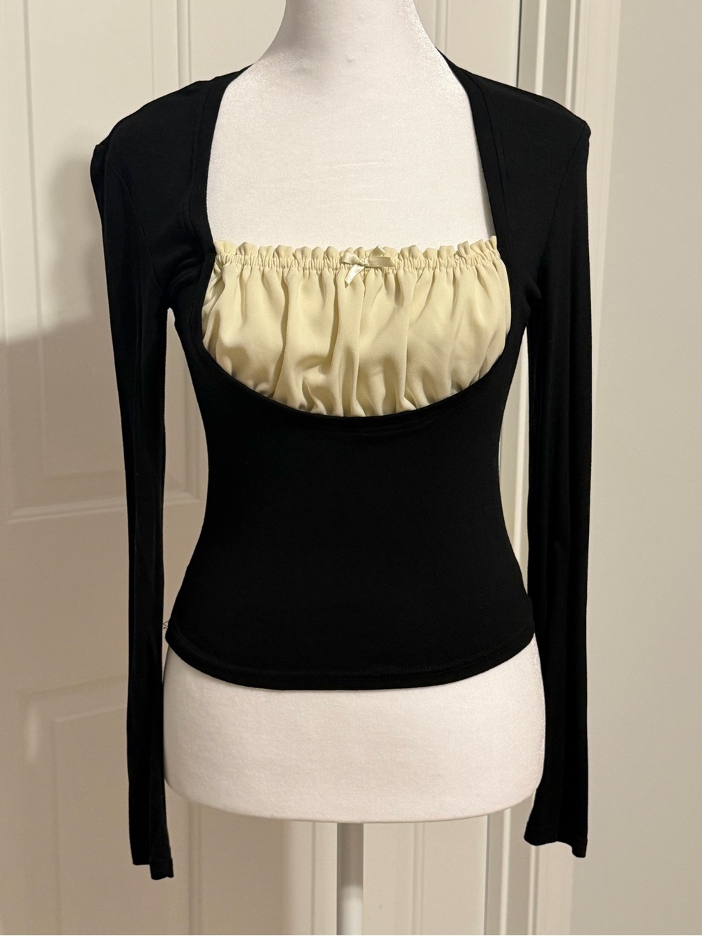 Black Long-Sleeve Top with Cream Ruched Bust Panel